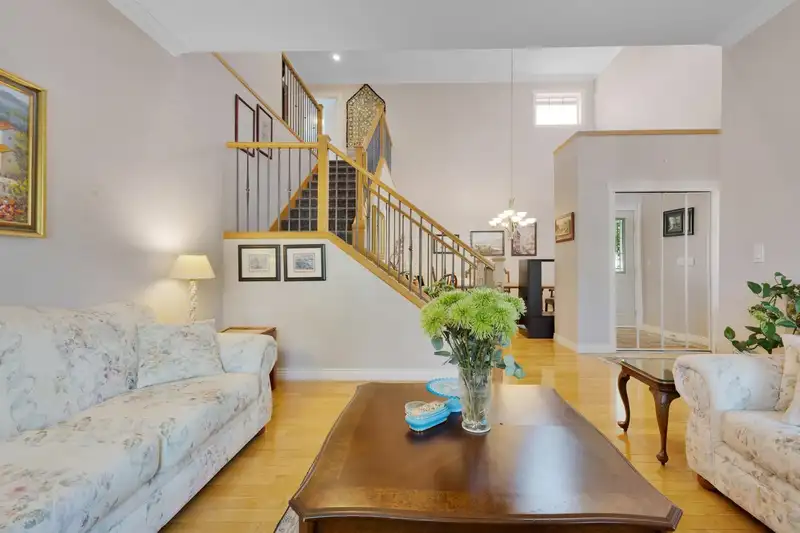 3558 149A STREET - photo 4 of 31