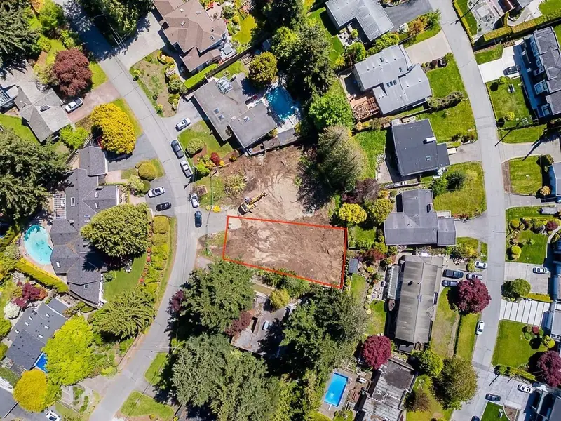 6571 LAMBERT CRESCENT - photo 1 of 12