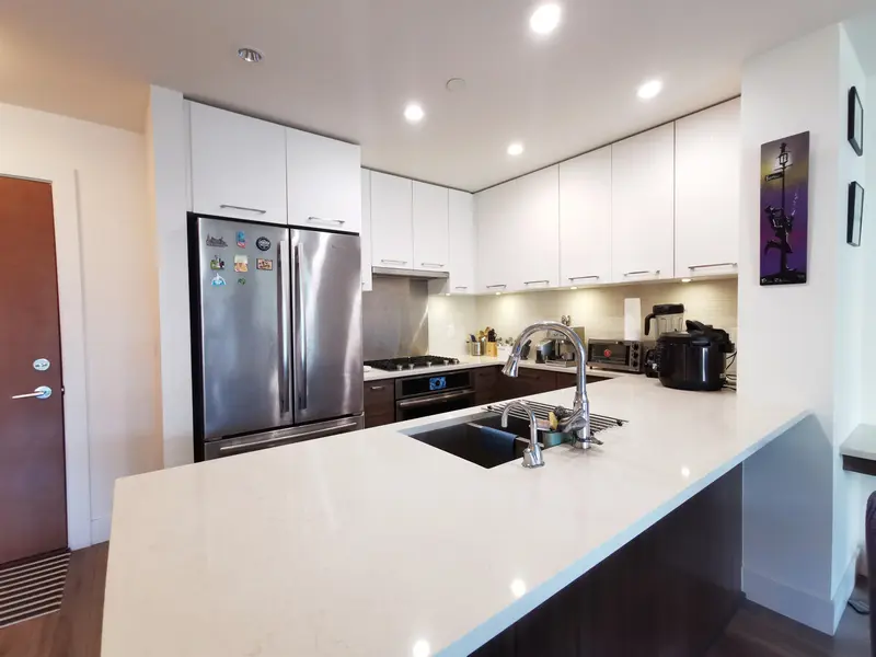 607 8580 RIVER DISTRICT CROSSING - photo 3 of 24