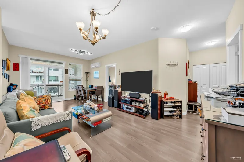 413 9388 MCKIM WAY - photo 2 of 25