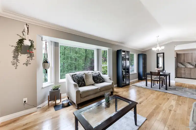 11468 ROXBURGH ROAD - photo 4 of 35