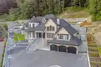 5579 136B STREET - thumbnail 10