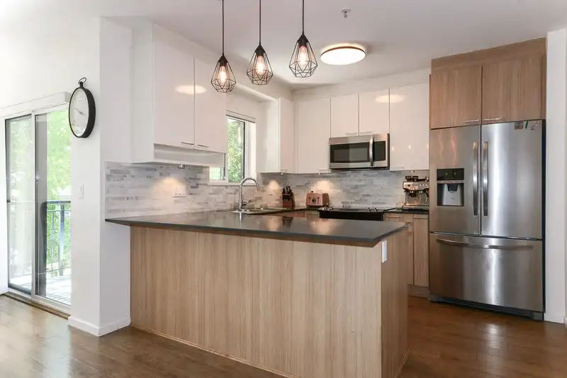 205 210 LEBLEU STREET - photo 4 of 22