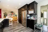 7695 115A STREET - thumbnail 16