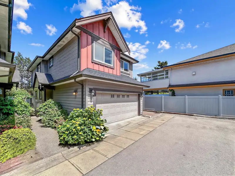 6 11511 STEVESTON HIGHWAY - photo 1 of 20