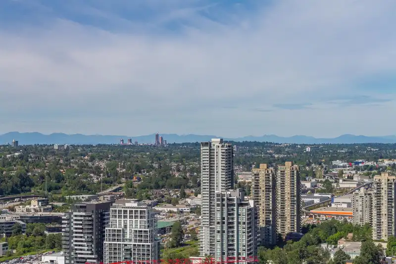3509 4720 LOUGHEED HIGHWAY - photo 1 of 31