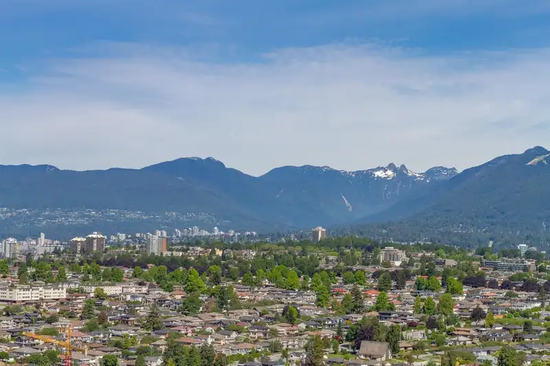 3509 4720 LOUGHEED HIGHWAY - photo 4 of 31