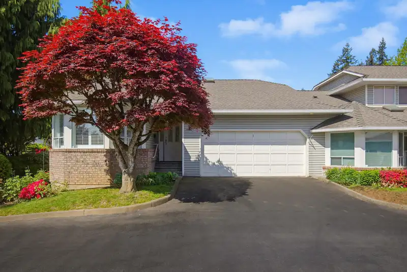 1 32615 MURRAY AVENUE - photo 1 of 40