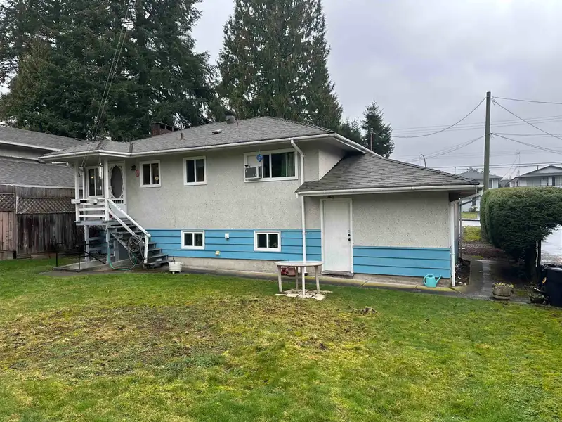3741 COAST MERIDIAN ROAD - photo 3 of 5