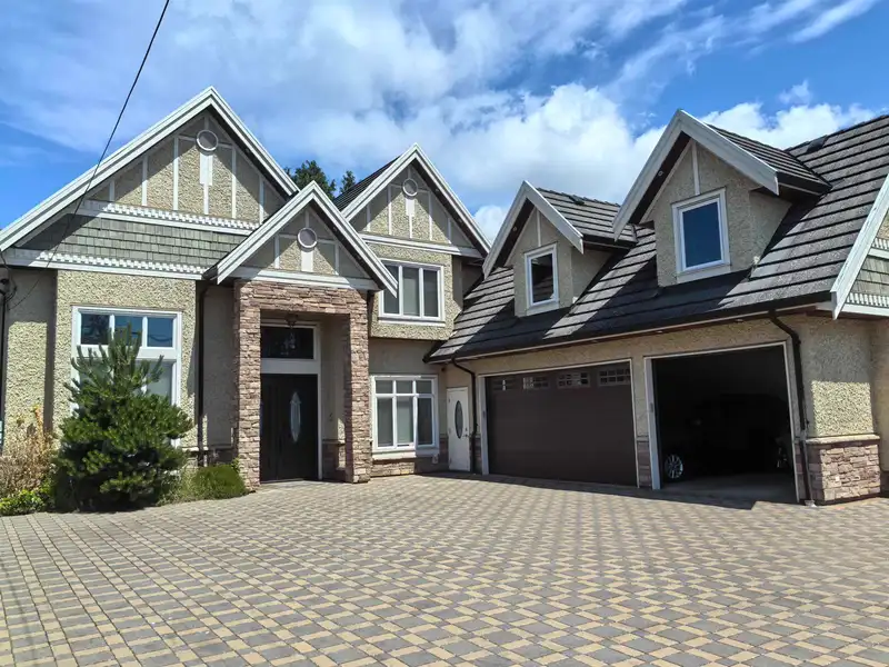 8151 LUCERNE ROAD - photo 1 of 24