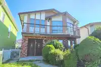 2986 E 3RD AVENUE - thumbnail 1