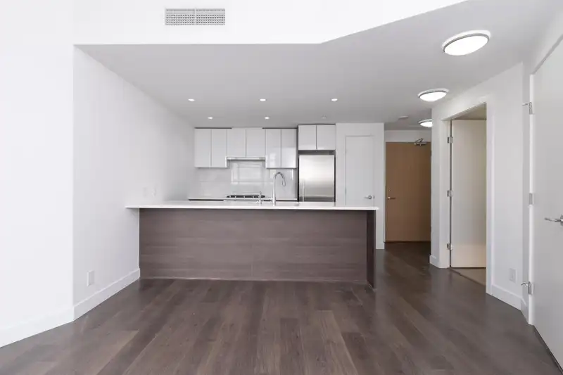 912 3557 SAWMILL CRESCENT - photo 3 of 40