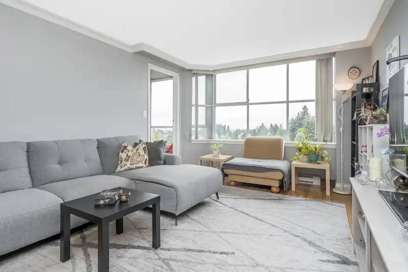 1005 11910 80 AVENUE - photo 1 of 40