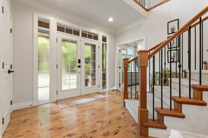 5782 GARRISON BOULEVARD - photo 3 of 39