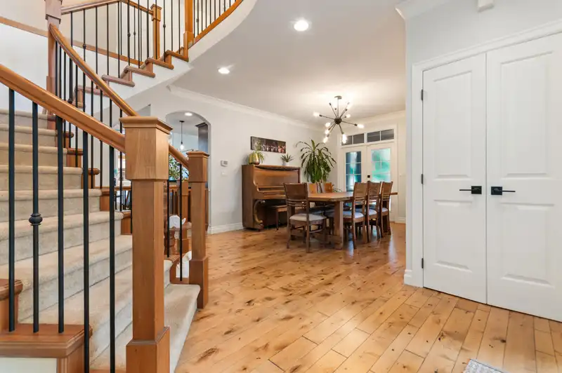 5782 GARRISON BOULEVARD - photo 4 of 39