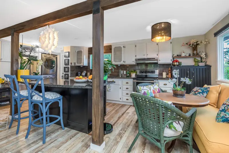 6 1840 160 STREET - photo 2 of 25