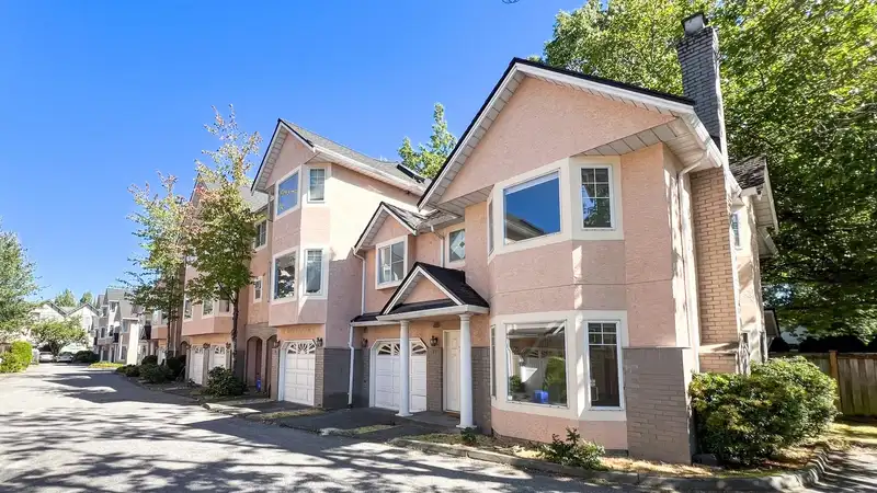 32 8031 GENERAL CURRIE ROAD - photo 1 of 21