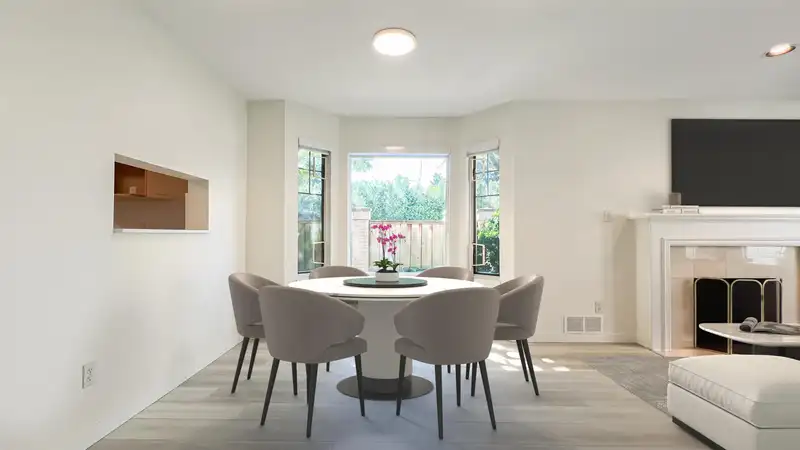 32 8031 GENERAL CURRIE ROAD - photo 4 of 21