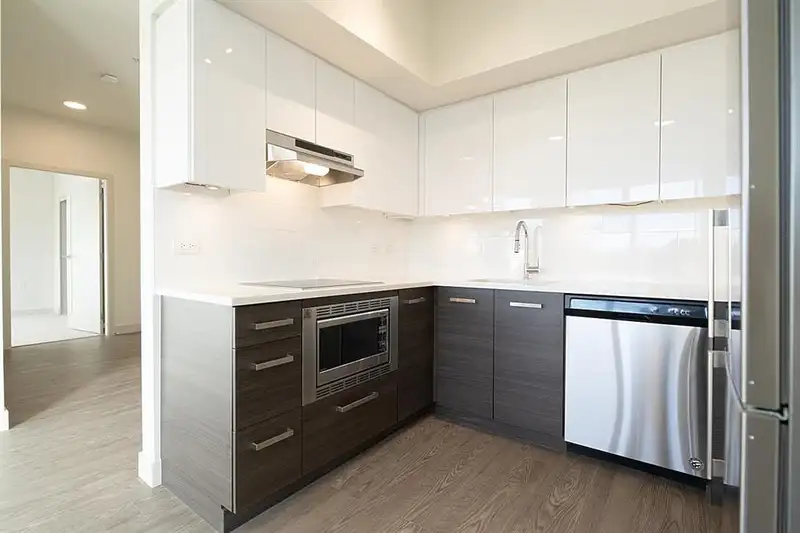 516 10928 132 STREET - photo 2 of 28