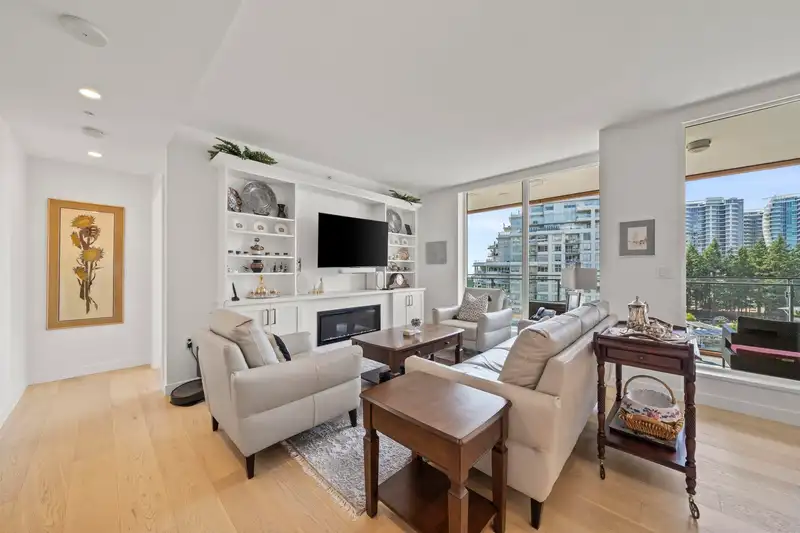 907 1439 GEORGE STREET - photo 3 of 32