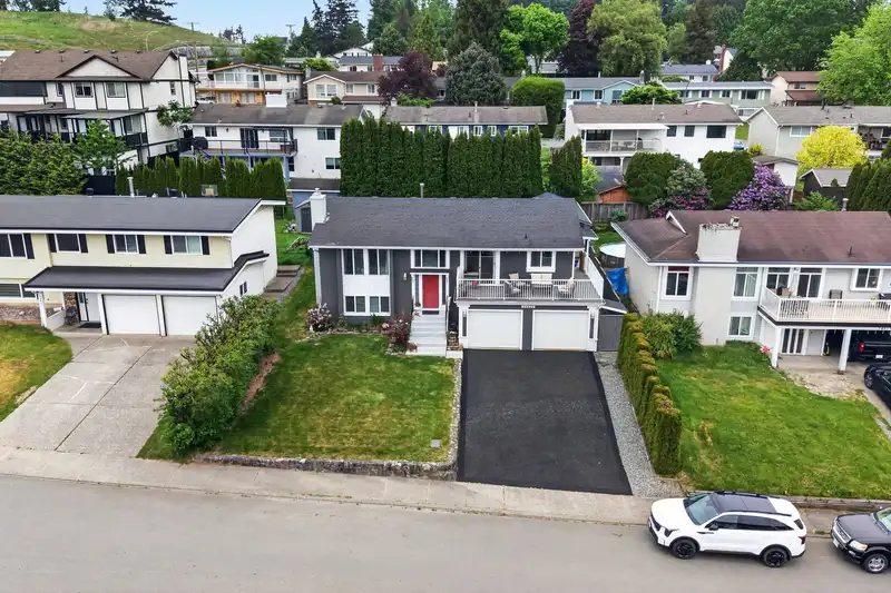 34825 MCCABE PLACE - photo 4 of 40