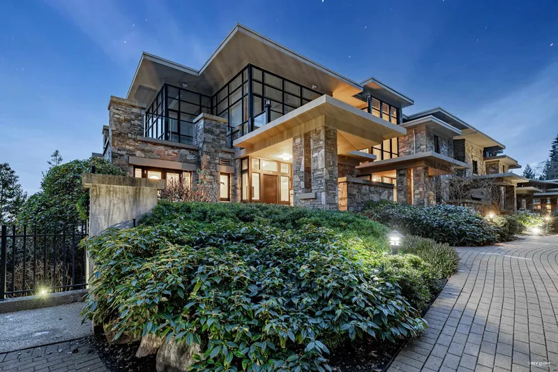 303 2245 TWIN CREEK PLACE - photo 2 of 25