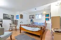 2749 TRIUMPH STREET - thumbnail 24