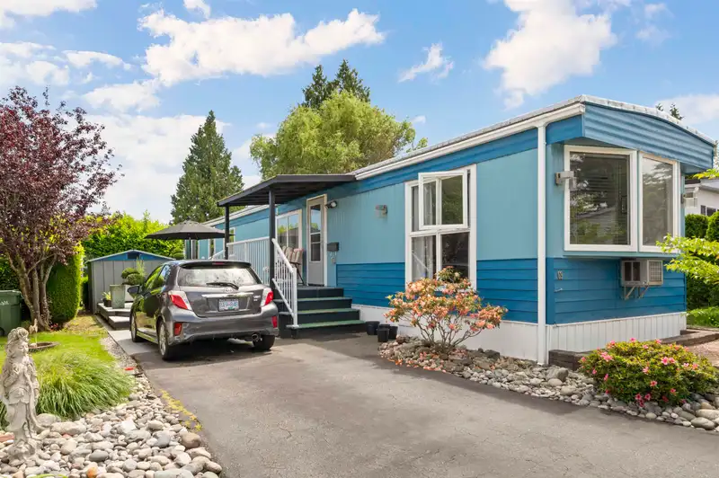 69 1840 160 STREET - photo 3 of 21