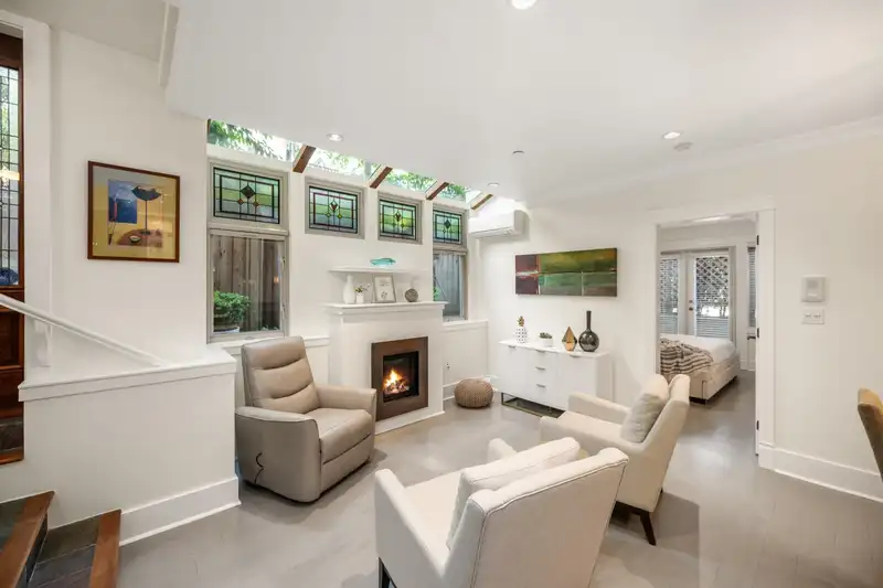 1919 W 12TH AVENUE - photo 2 of 34