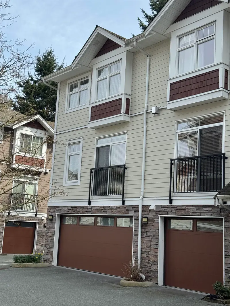 19 2689 PARKWAY DRIVE - photo 2 of 25