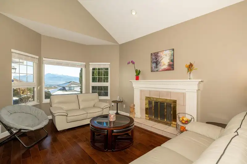 2764 MARA DRIVE - photo 3 of 31