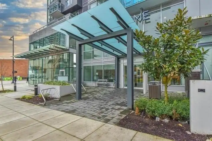 1501 13438 CENTRAL AVENUE - photo 2 of 3