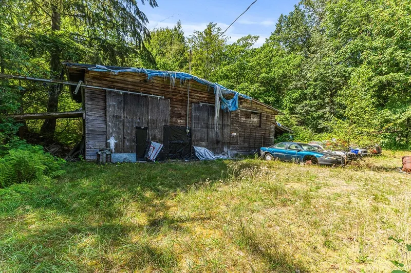 11167 284TH STREET - photo 3 of 14