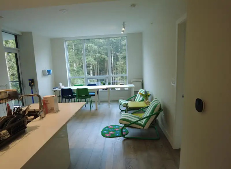1105 5608 BERTON AVENUE - photo 4 of 10