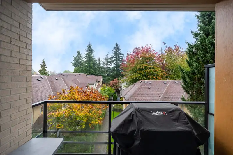 310 741 ANSKAR COURT - photo 2 of 32