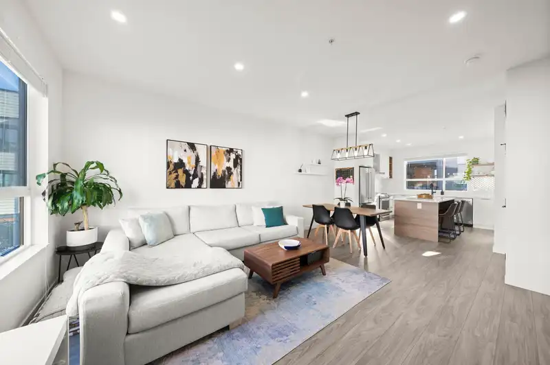 50 20150 81 AVENUE - photo 1 of 35