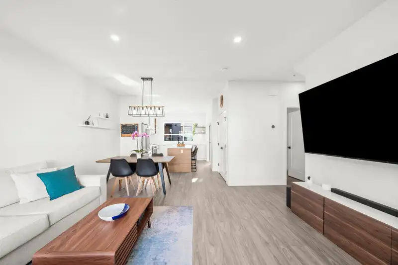 50 20150 81 AVENUE - photo 2 of 35