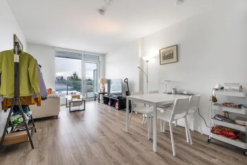 720 6328 NO. 3 ROAD - photo 4 of 25