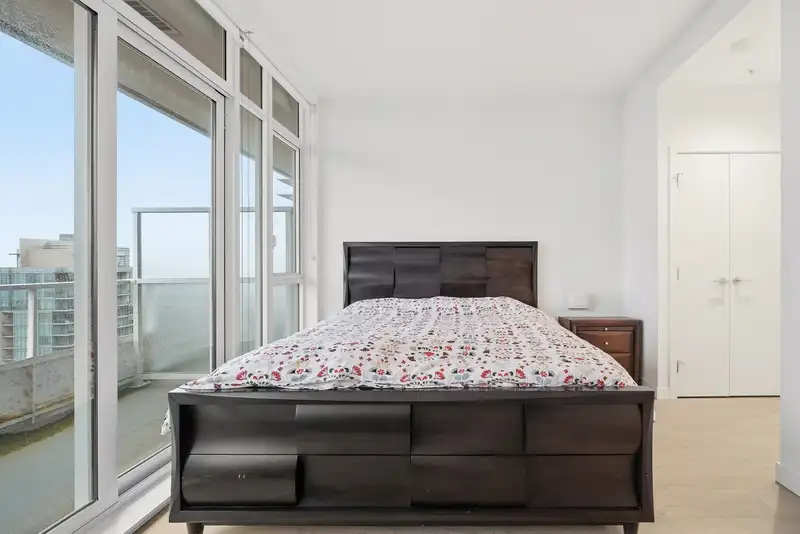 3602 6080 MCKAY AVENUE - photo 4 of 32