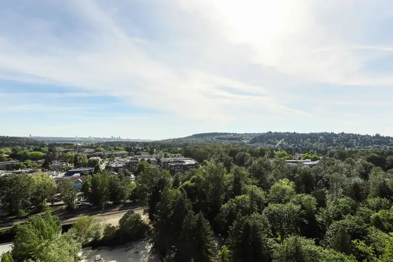 2106 2789 SHAUGHNESSY STREET - photo 1 of 40