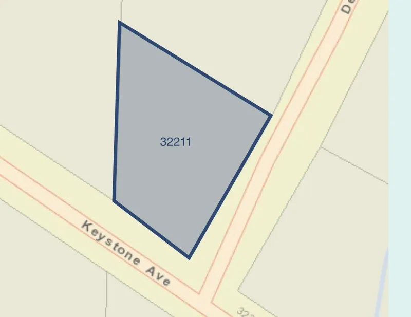 32211 KEYSTONE AVENUE - photo 2 of 3