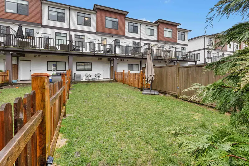 16 8430 NOTTMAN STREET - photo 2 of 25