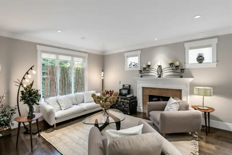 1376 DYCK ROAD - photo 3 of 40