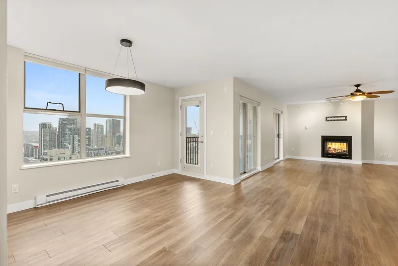 2901 969 RICHARDS STREET - photo 4 of 25