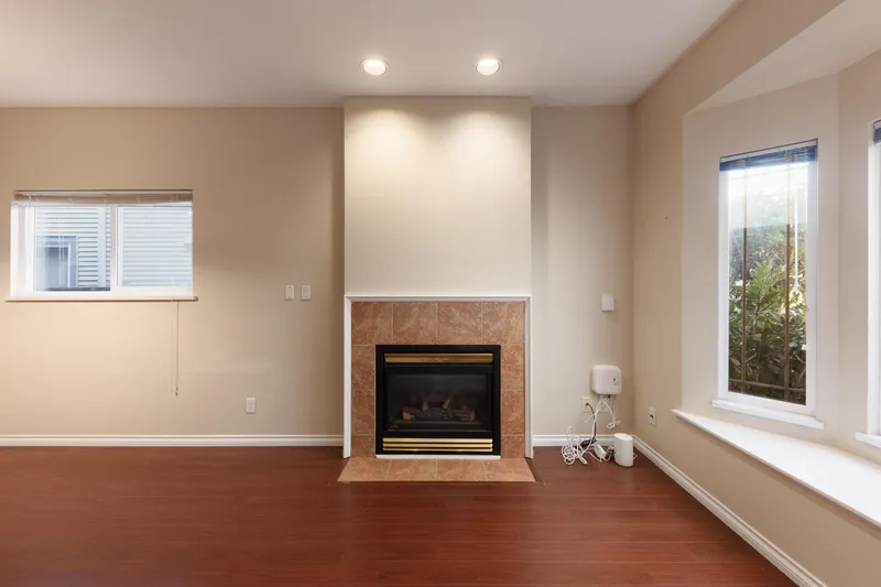 7668 BENNETT ROAD - photo 3 of 25