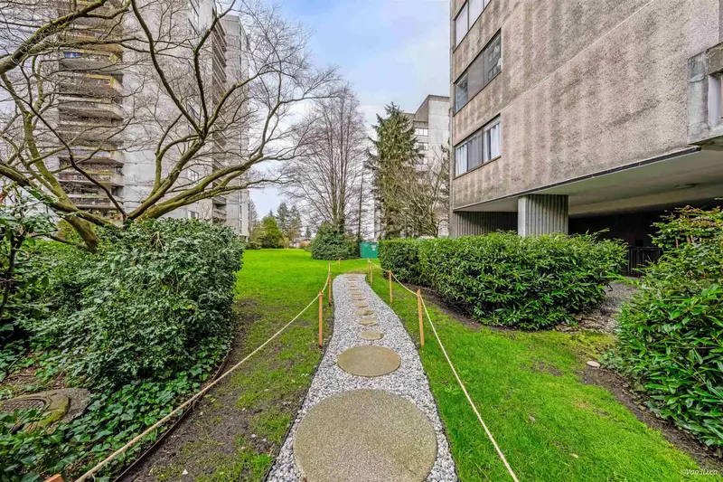 1106 6689 WILLINGDON AVENUE - photo 4 of 25