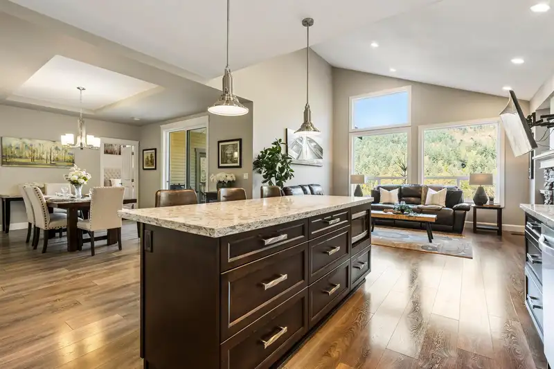 4 1911 WOODSIDE BOULEVARD - photo 1 of 40