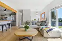 308 MOUNT ROYAL DRIVE - thumbnail 3
