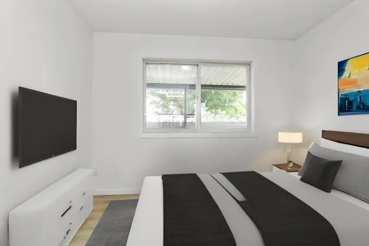 7526 LICKMAN ROAD - photo 4 of 20