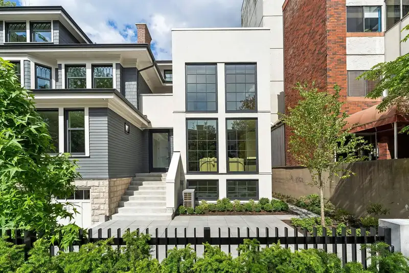 1683 NELSON STREET - photo 1 of 40